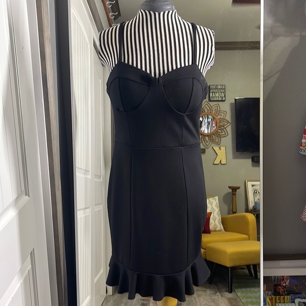 Gianni Bini little black dress Size: 7